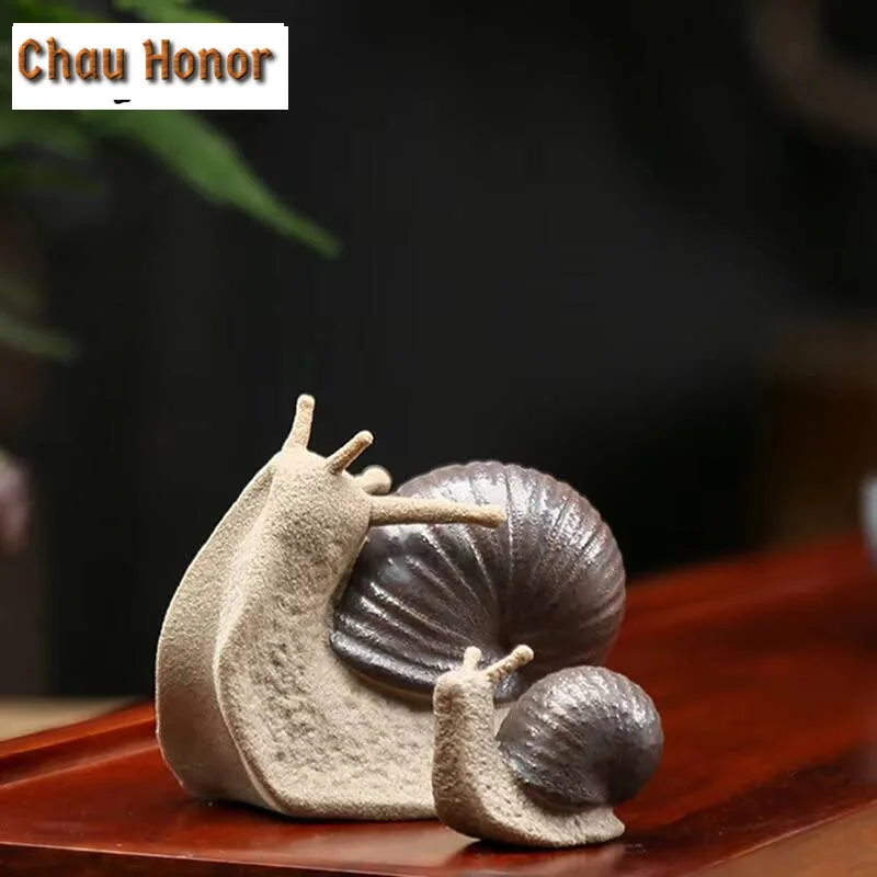 Small Snail Ceramic Tea Pet Japanese Tea Spirit Tea Figurine Play Toys Tea Statue Ornaments Can Be Raised Tea Ceremony Supplies