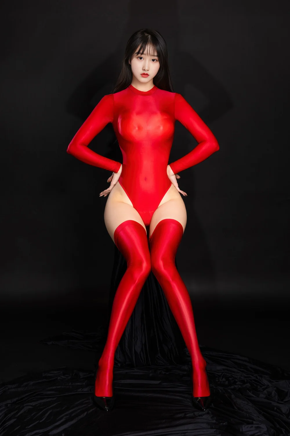 Langärmliger Glänzender Catsuit Bodystocking mit Offenem Schritt, Transparenter Badeanzug, Sexy Body Teddies Bademode – Detail 20