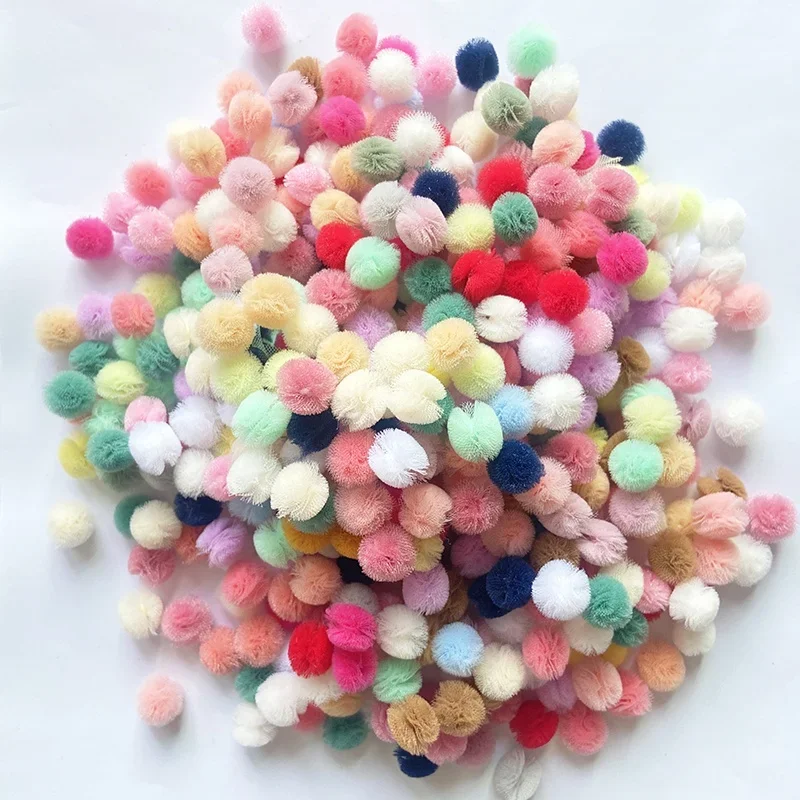 Low Price 15 mm DIY Decoration Korea Lace Mesh Ball Pompom Pom Poms 500pcs Random Color DIY Wedding Decor Pom Balls