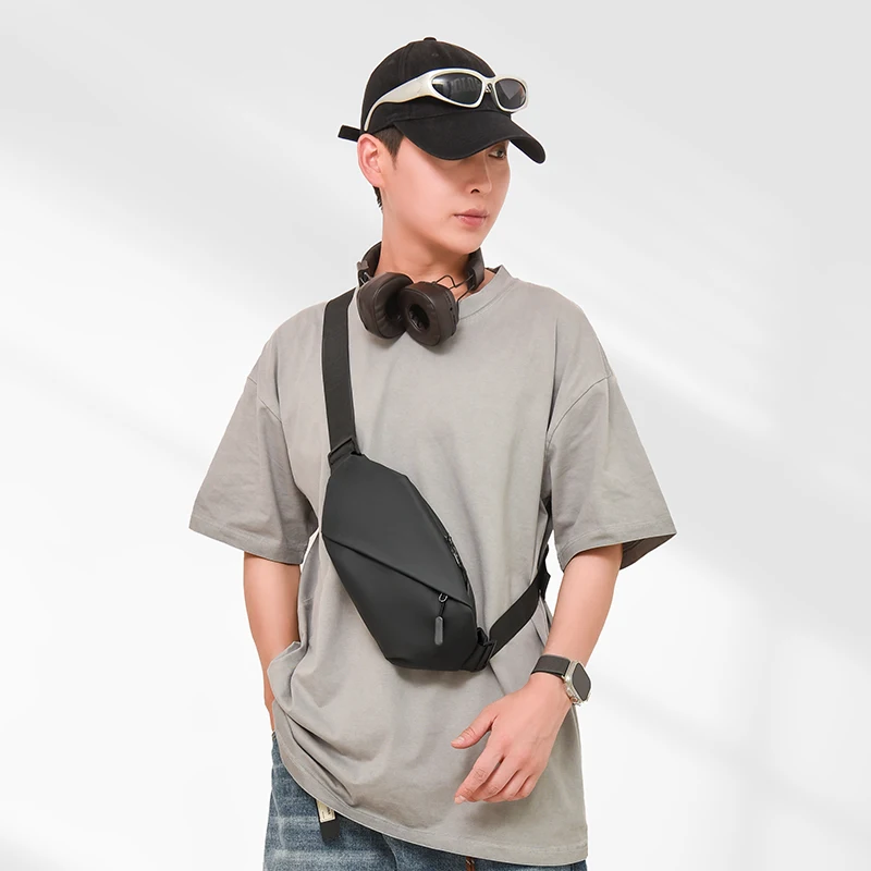 Unisex Waterproof Nylon Waist Pack image 13