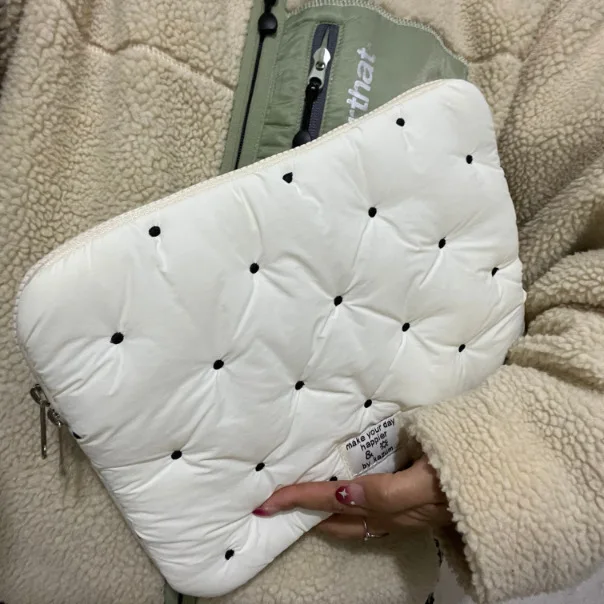 DB30DDD76CDAD09E8E98DF24EC5B8D