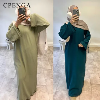 عباية شتوية من قماش الكرديروي الدافئ سادة — صورة 4