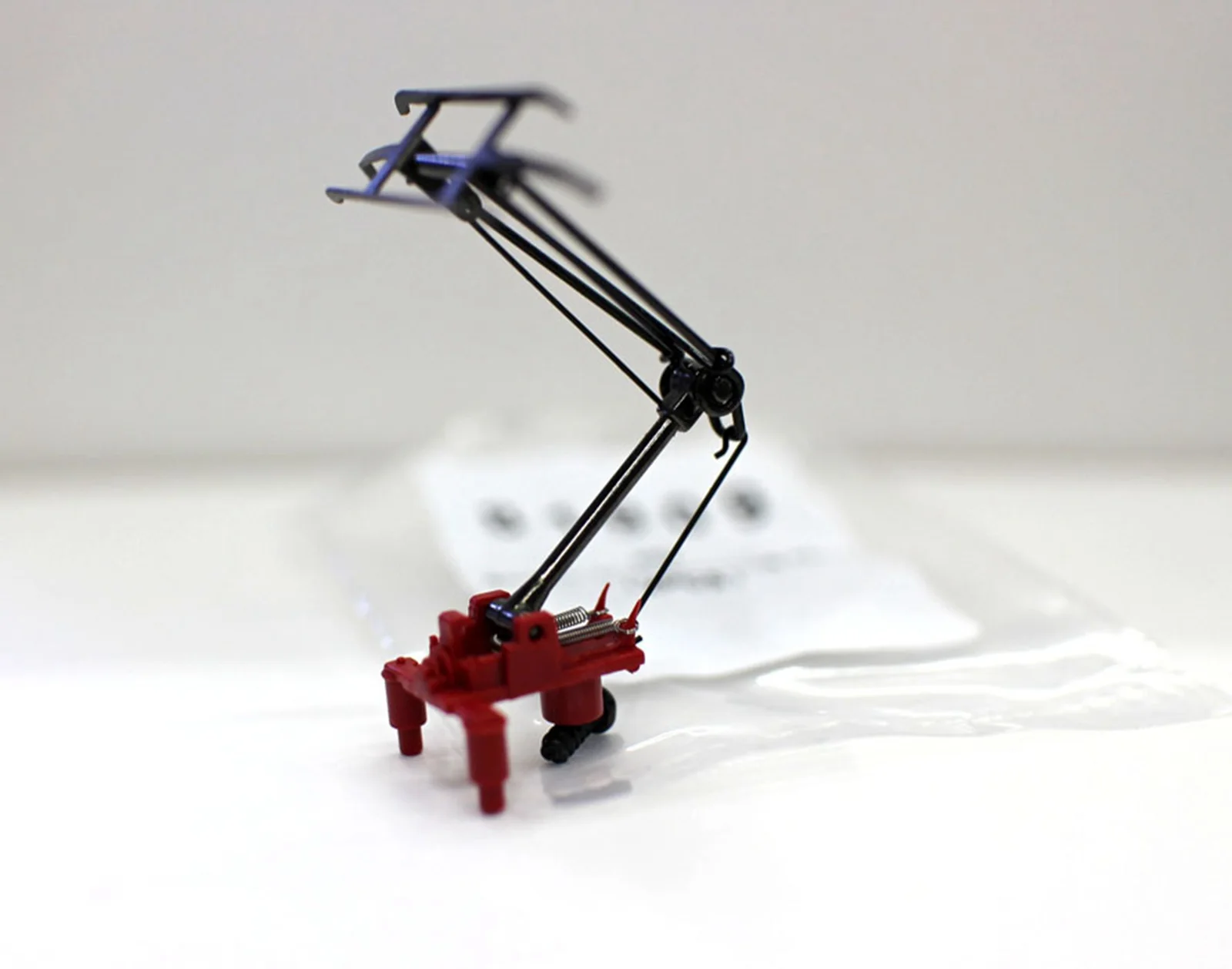 2PCS DIY 1:87 HO Scale Train Electric Traction Pantograph Train Arm Bow for bachmann Model 6 2PCS DIY 1:87 HO Scale Train Electric Traction Pantograph Train Arm Bow for bachmann Model 6