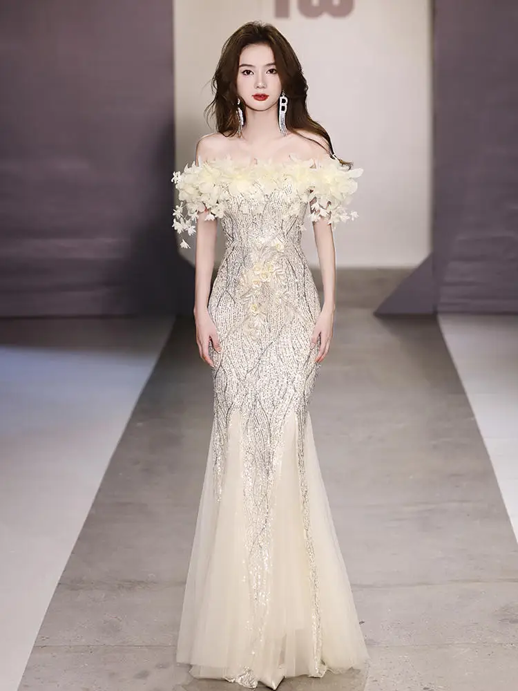 

Luxury Evening Dresses Sweet 3D Flowers Decorate Off The Shoulder Sequins Mermaid Dress New Banquet Style Fairy Gowns Prom Dress