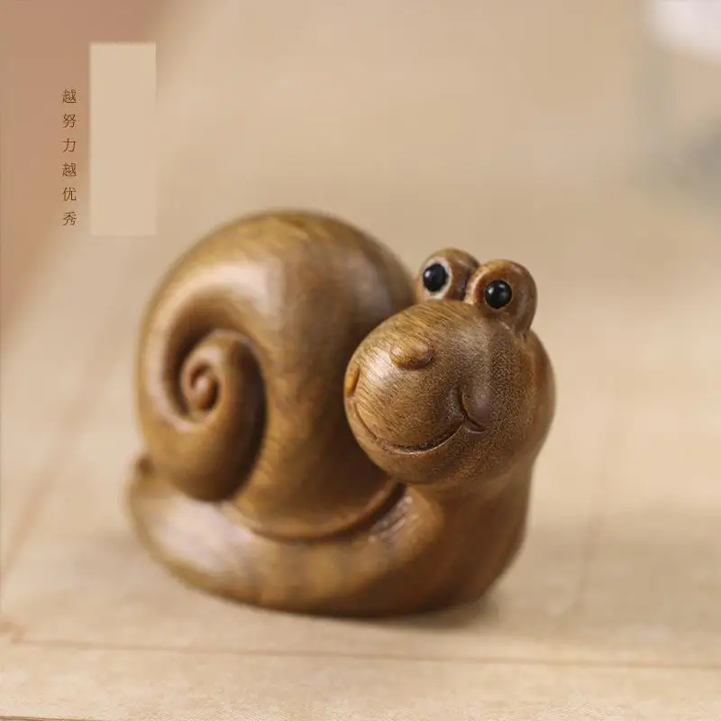 

Miniature Wooden Carving desk Decoration accessories Cute Warm Healing Small Snail Tea Table Crafts funny gifts Small Ornaments