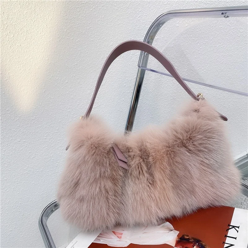 Women's High Quality Fur Bag Large Capacity Luxury Fox Fur Handbag Adjustable Strap Design Single Shoulder Fur Bag
