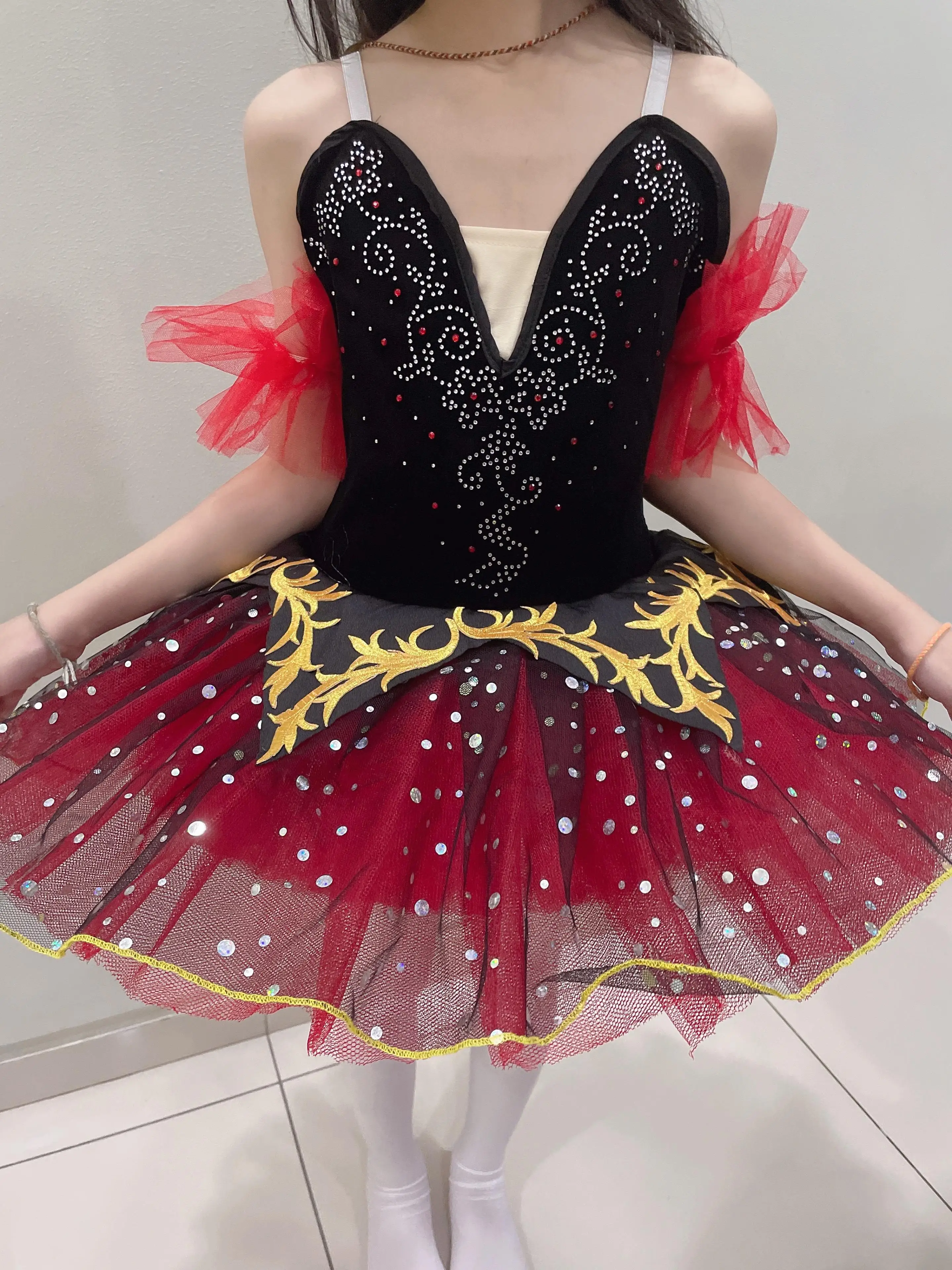 Esmeralda Ballet Costume P1112A main image 1