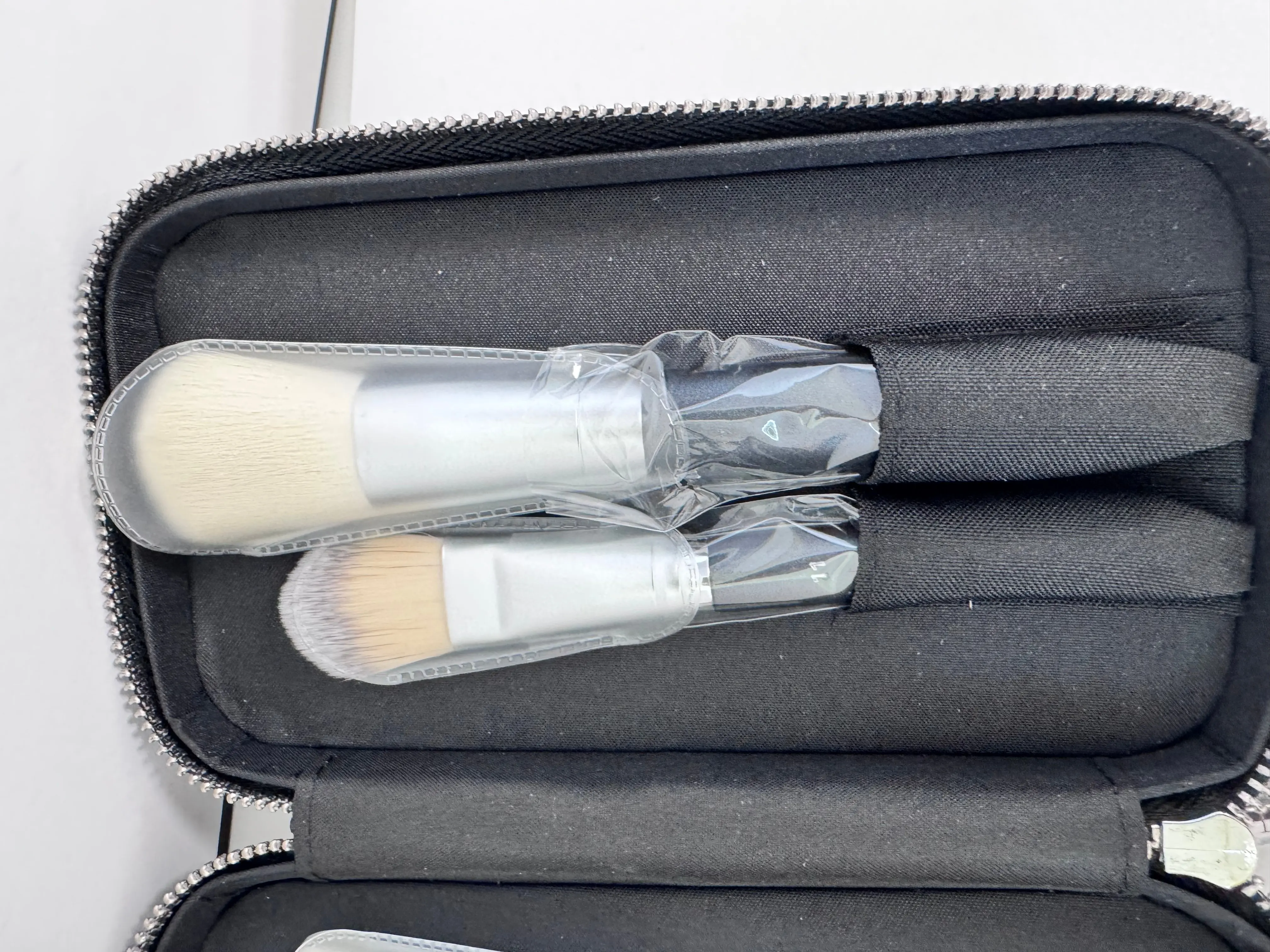 Description Picture 3 of itemPremium Makeup Brush Set Multi-Function Premium Set Eyeshadow Blush Contouring Brush Perfect Gift for The Discerning Woman'S