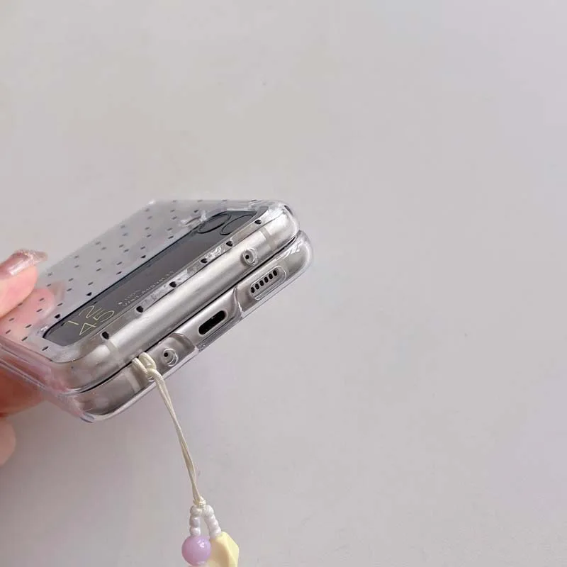 Funda de teléfono con correa de muñeca de perro de dibujos animados para Samsung Galaxy Z Flip 6 5 4 3 Funda protectora para Samsung Z Flip6 Flip5 Flip4 Flip3 Capa_voghion.com