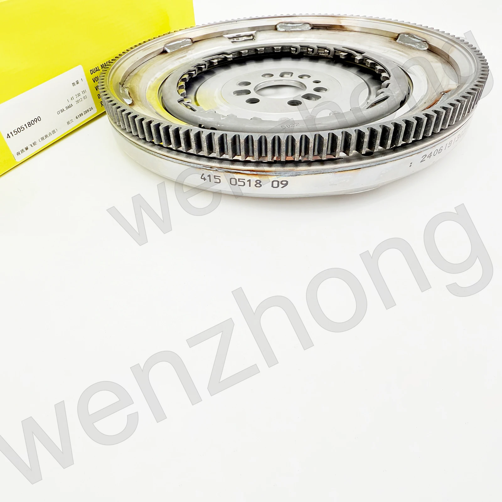 415051809 Flywheel Dual Clutch 4150518090 For SKODA 03C105266S 03C105266Q 04E105266AH 04E105266AE 04E105266F 04E105266