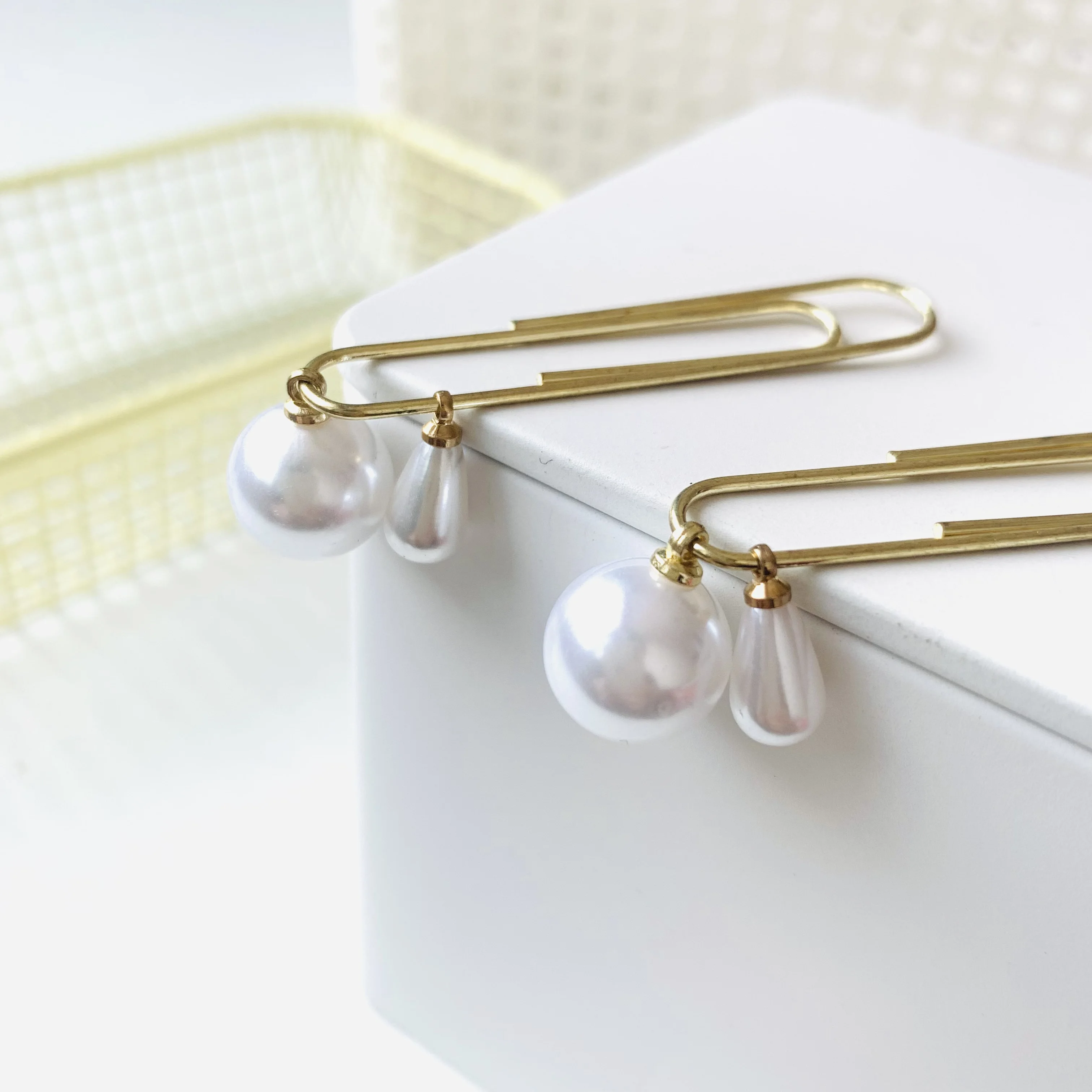 Creative Fashion Double White beads Shaped 50MM Paper Clips Binder Clips Photos Tickets Notes Letter Paper Clip Stationery