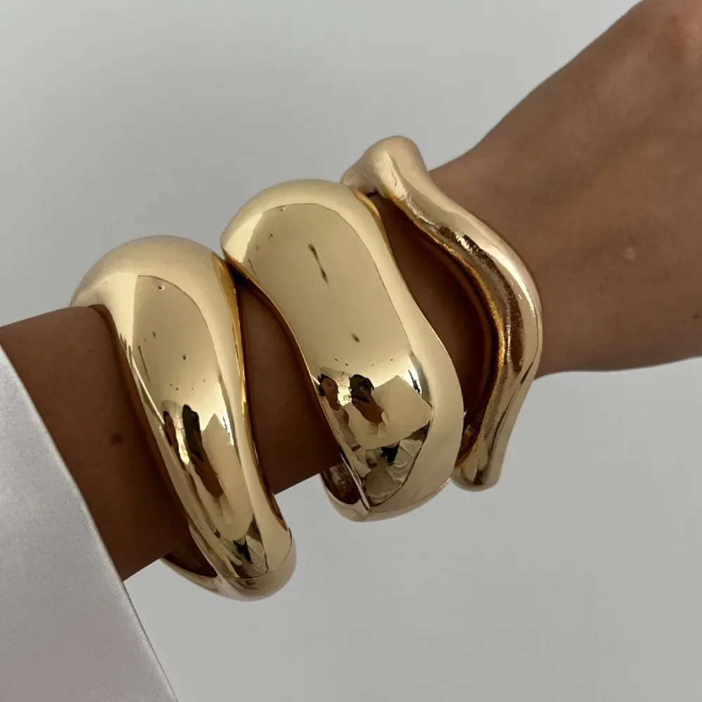 Vintage Wide Cuff Bangles Hip Hop Punk Gold Silver Color Geometric Metal Spring Bangles for Women Bracelets Men Jewelry