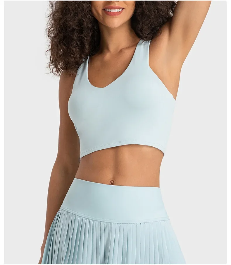 Рисунок 3 - Женская спортивная майка Lulu для йоги