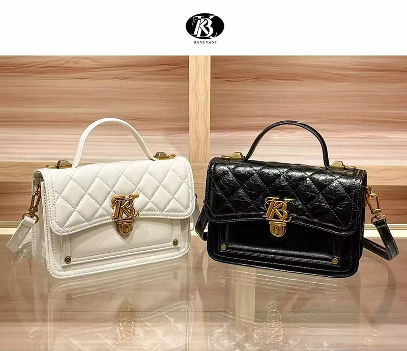 حقائب يد نسائية جديدة ذات جودة عالية، تتميز بتصميم...