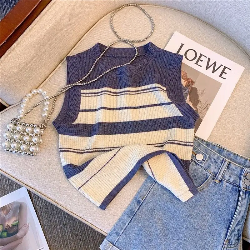 

2024 Women Summer Fashion O-neck Striped Vest Tops Female Slim Sleeveless Cropped Camis Ladies Short Knitted Tank Tops H42