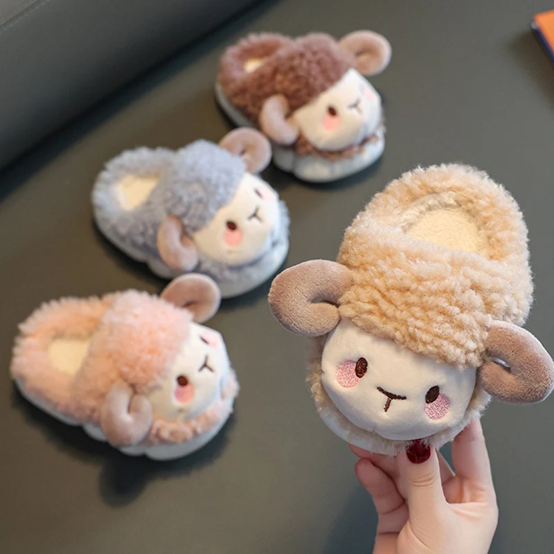Lovely Fluffy Lamb Cotton Slippers for Children Winter Indoor Warm Non Slip Plush Slippers Girls and Boys Soft Sole Home Slides