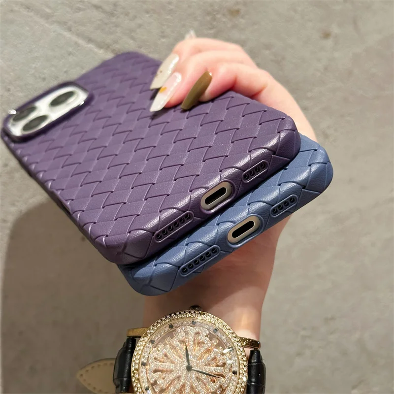 Luxury Woven Grid Breathable Mesh Cooling Phone Case - Thin Soft Silicone Cover