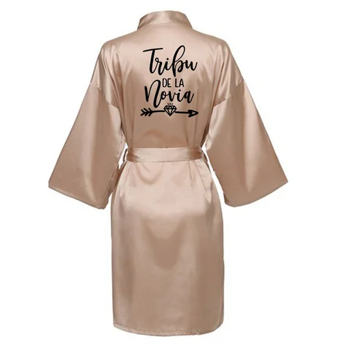Women La Novia Spain Inscriptions Team Bride Wedding Kimono Satin Pajamas Bridesmaid Bathrobe Bachelorette Hen Party Robe Z001 3