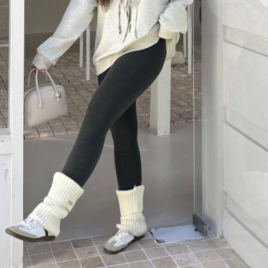 Fashion Plus Size Women's Leggings Premium Seamless And Warm Fleece Lining Can Be Worn On The Outside Autumn And Winter 9440