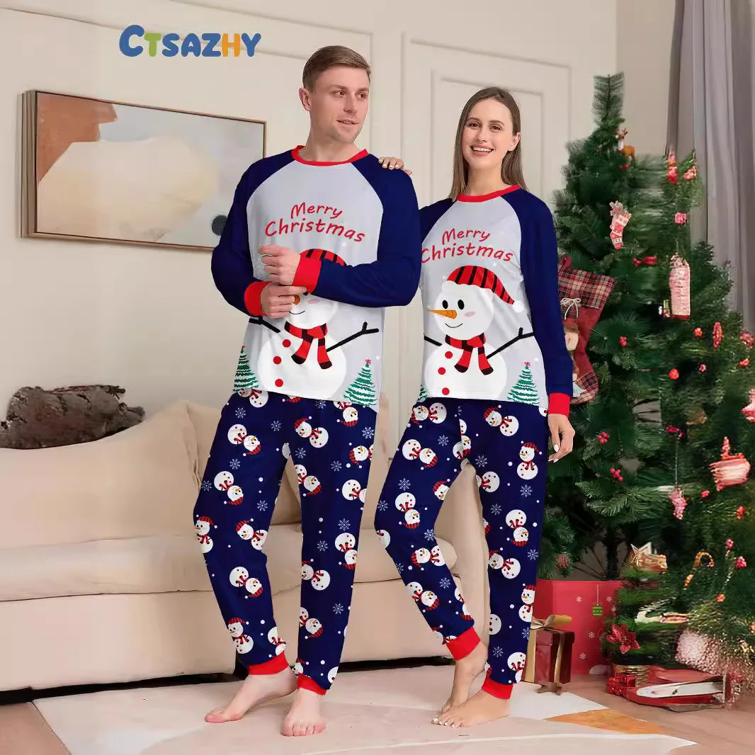 thumbnail image 4 of Conjunto de pijamas familiares de Feliz Navidad, ropa a juego para madre, padre, niño y perro, ropa de dormir con estampado de muñeco de nieve de dibujos animados, look navideño para el hogar, 4 of 5