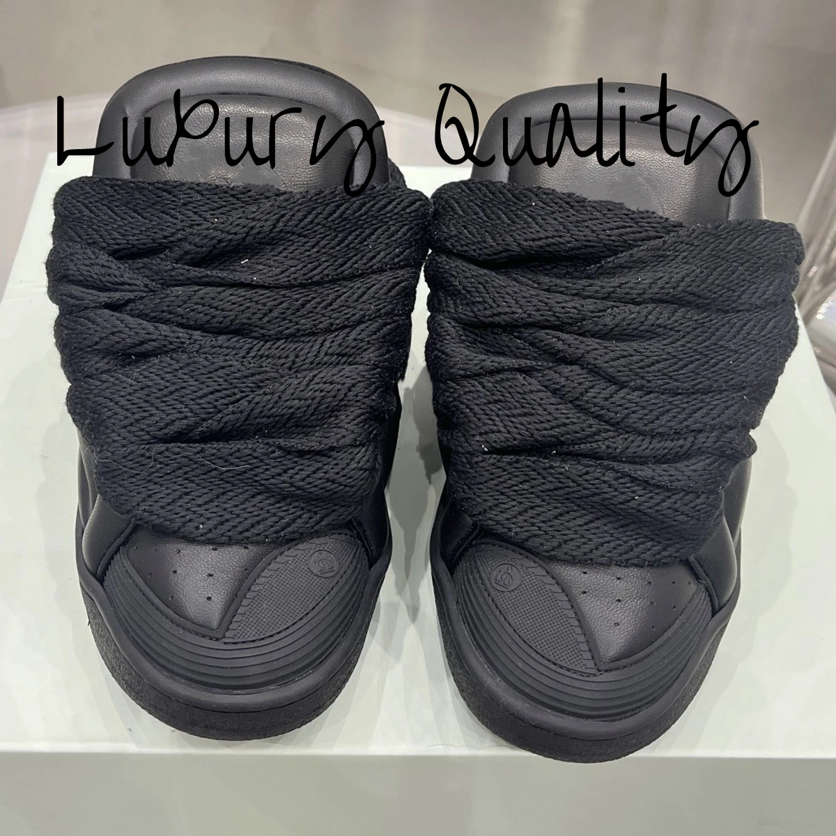 New Men's Women's Sports shoes Thick Tongue Design Solid Color Leather Upper Hip-hop Casual Shoes