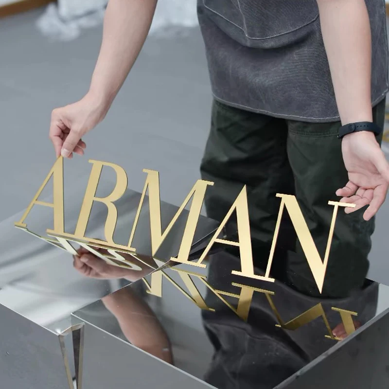 Aangepaste Naam 3d Metalen Gouden Gezicht Letters Acryl Reclame Zilver Logo Voor Wand-En Deurborden