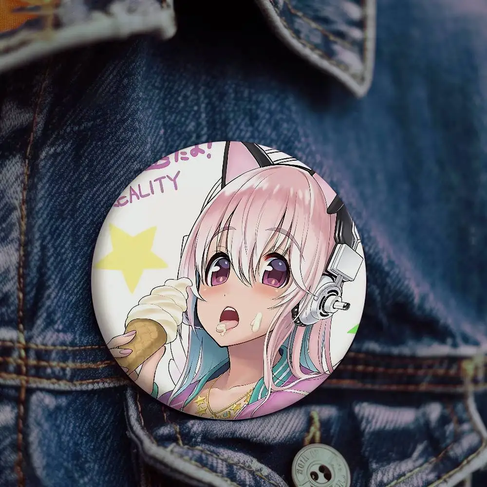 Whimsical Cartoon Singer Enamel Pin – Fun Accessory
