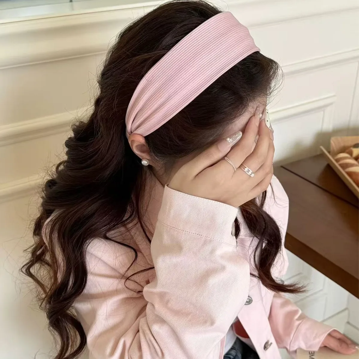 Leisure and High-end Solid Color Wide Edge Headband Ladies' Elegant Daily Versatile Headbands Fashionable Hair Accessories 3