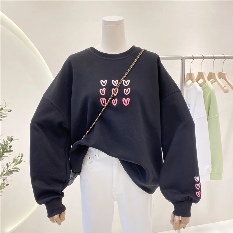 Child Girl Spring and Autumn Long sleeved Round Neck Love Sweater Soft and Comfortable Pullover Children's Loose Tops