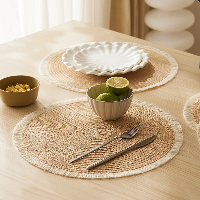 1pc Hot Selling Fringe Eco-friendly Household Non-Slip Heat-Resistant Morden Style Table Placemat Washable Mat For Dining Table