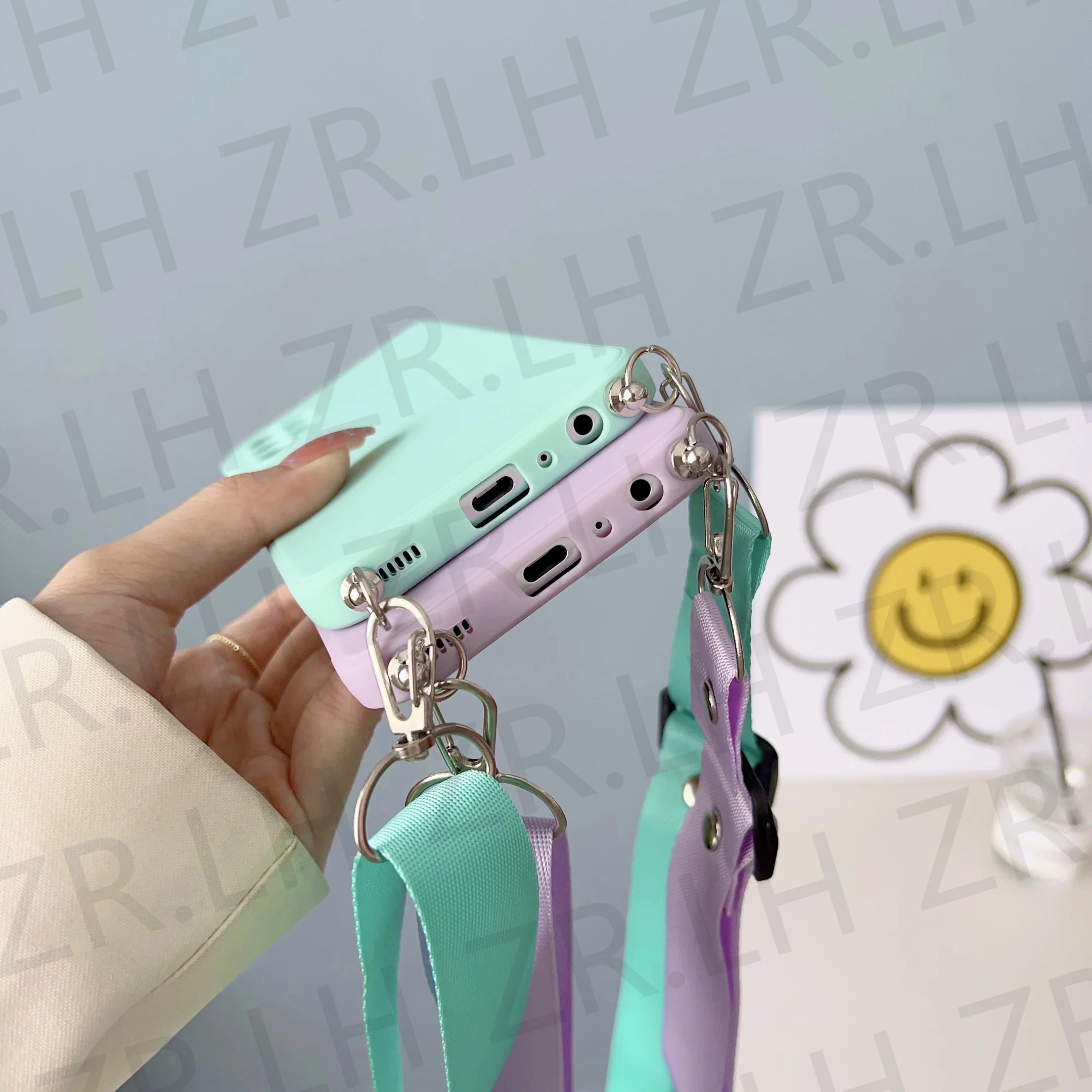 Versatile Liquid Silicone Lanyard Phone Case with Rope Cover