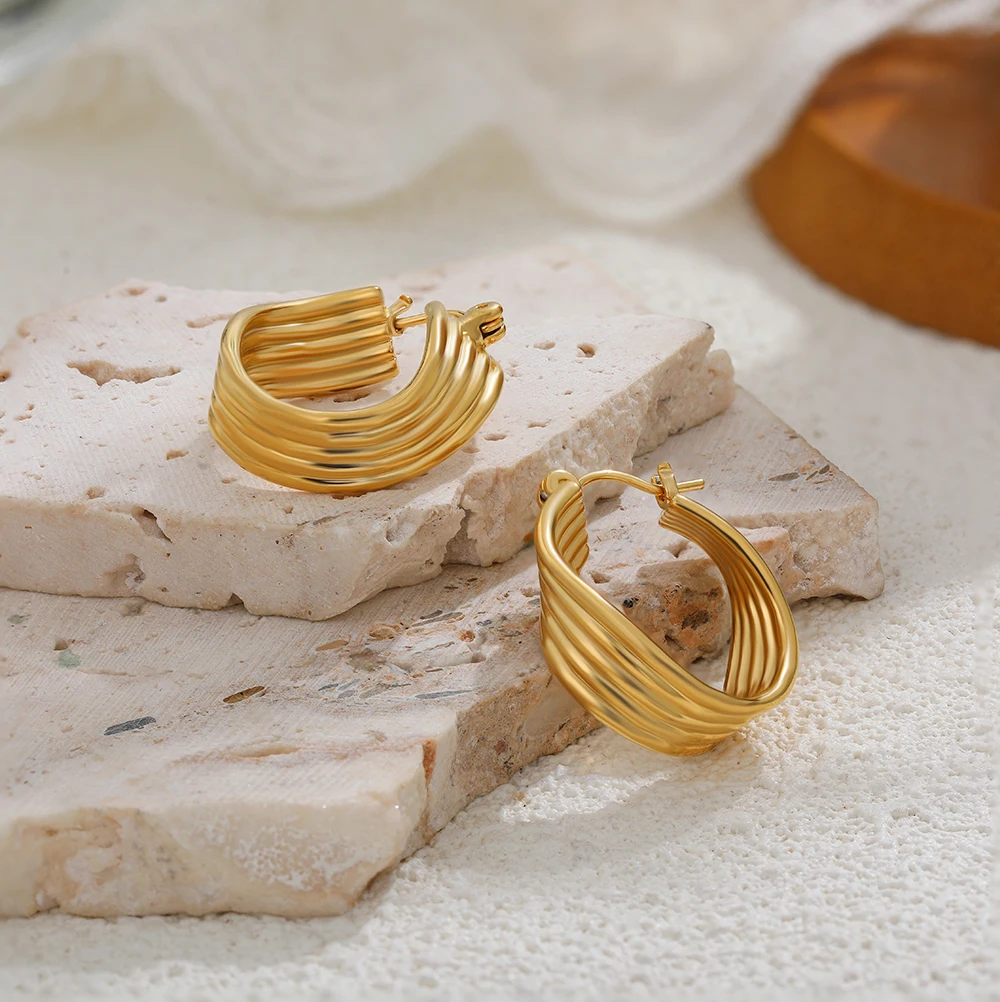 Vintage Statement Twisted Earring Metal Multi Layer Interweaving Hoop Huggie Earring Gold Color Fashion Jewelry 2025 New Bijoux