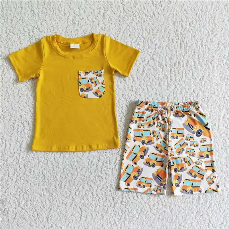 

Wholesale Boys Summer Short-Sleeved Shorts Suit With Small Pocket Elements In Bright Colors Of The Same Color