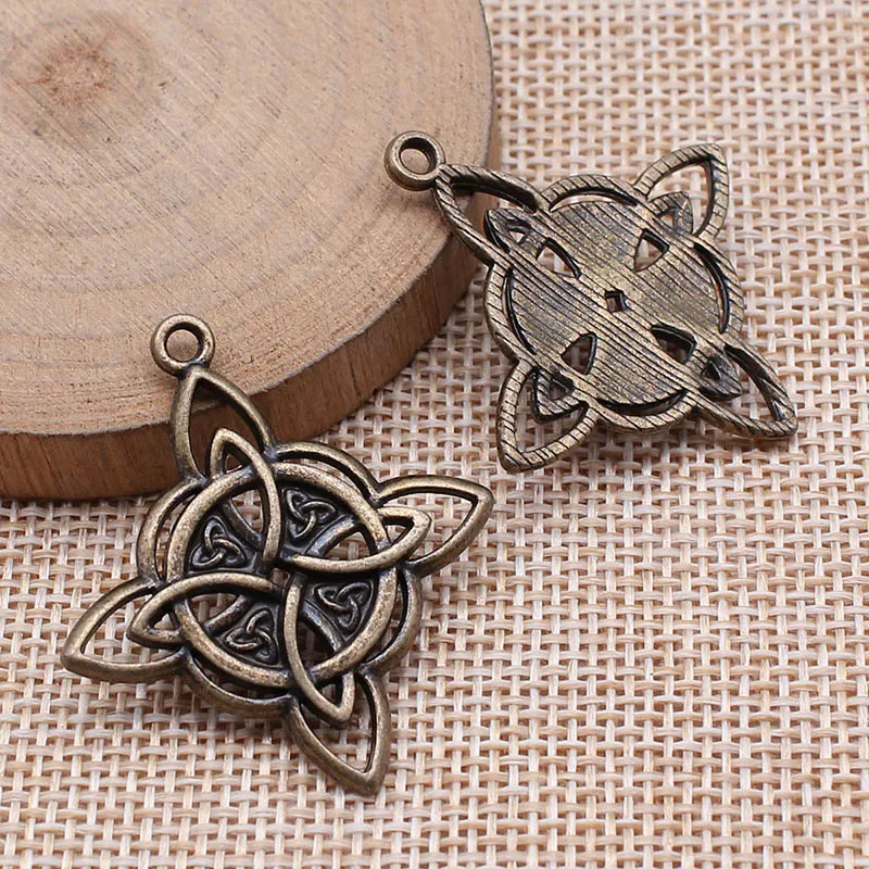 10 teile/los Mode Keltischen Knoten DIY Handgemachte Anhänger Halskette Ohrringe Zubehör Charms Erkenntnisse Schmuck Machen Liefert – Detail 8