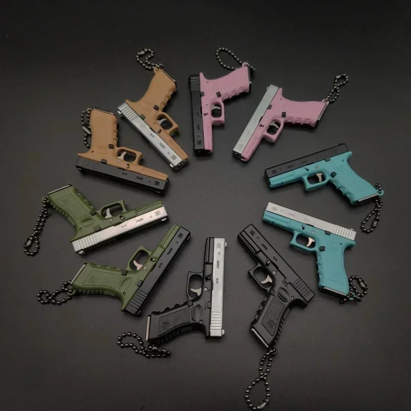 G17 Model Metal 1:3 Mini Gun Detachable DIY Alloy Keychain Pendant Ornaments Children and adult Pistol With Holster 6