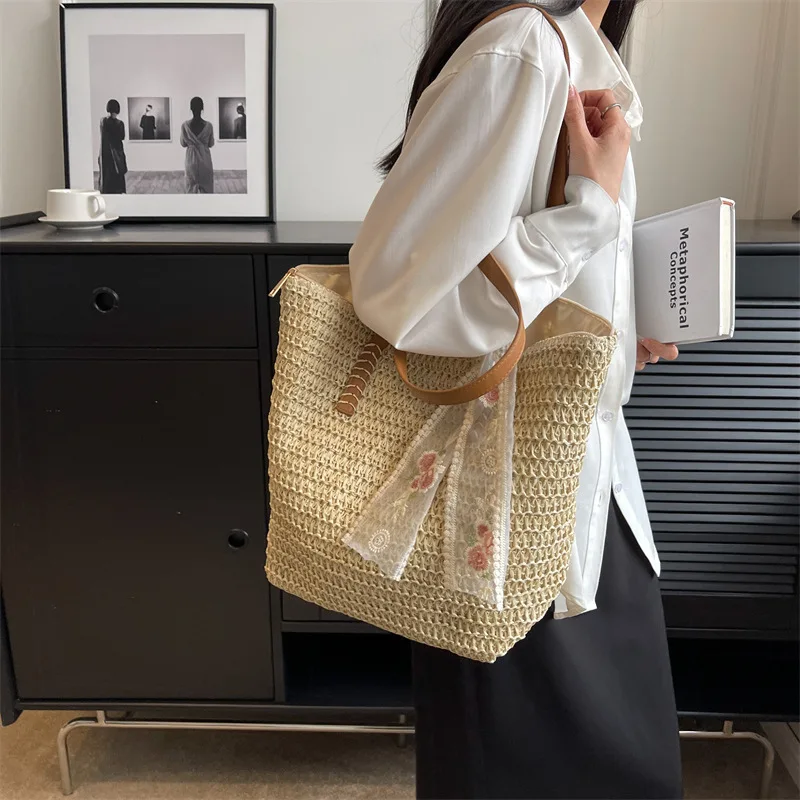 Square Bucket Straw Beach Bag Handmade Woven Shoulder Bag Raffia Rattan Shopping Travel Totes Bohemian Summer Casual Handbag