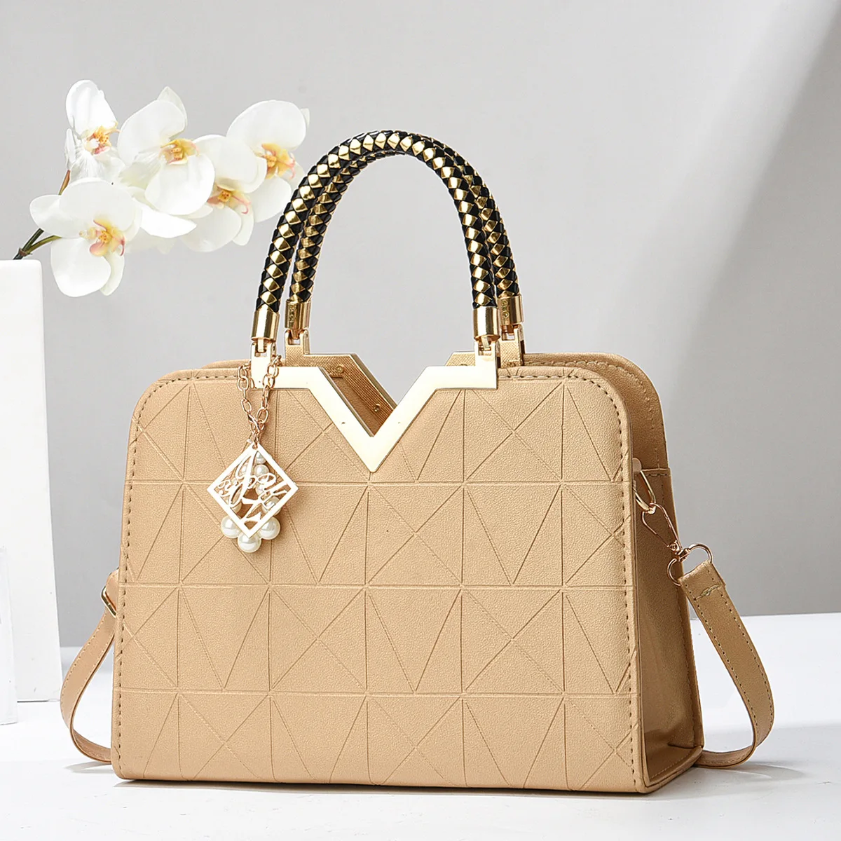 

Women's bag 2024 autumn Europe and the United States new style handbag trend fashion single shoulder crossbody bag