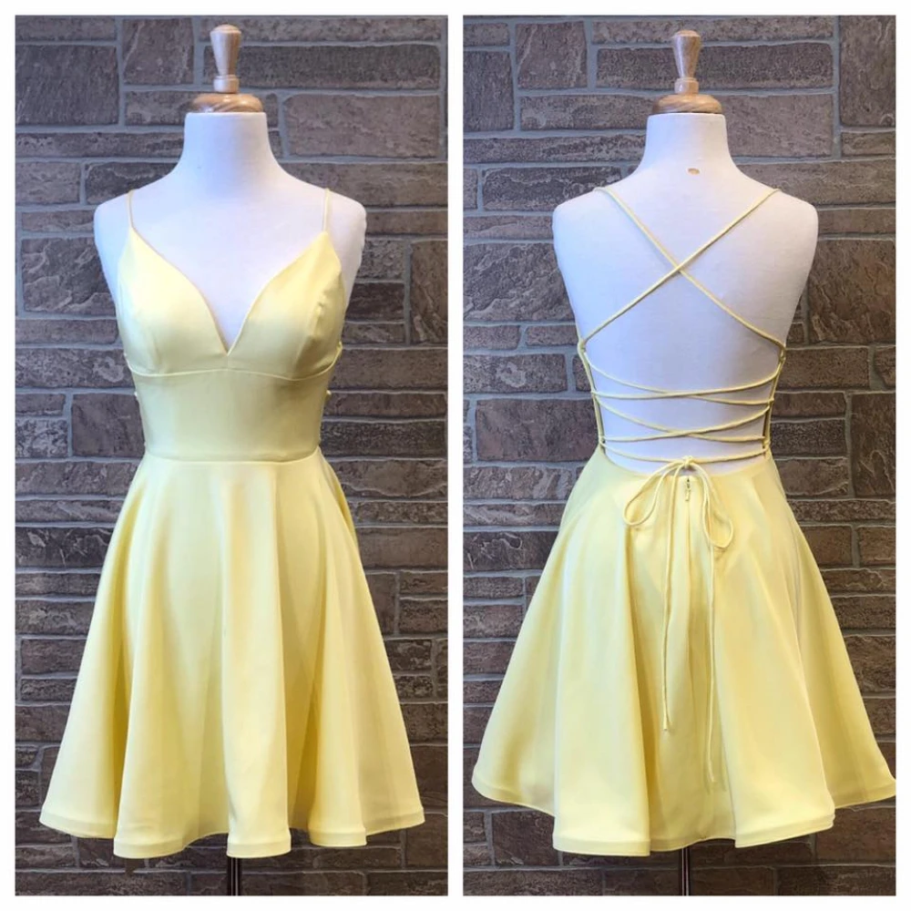 

Light Yellow Homecoming Dress Gowns Short Prom Cocktail Party Dress A Line Neck Lace Up Back robe de soirée femme Order-to-Made