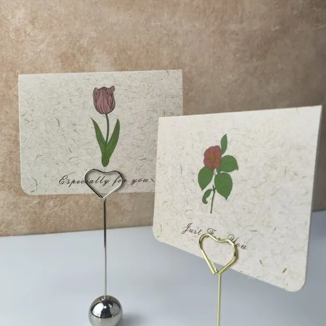 2pcs Mini Memo Clip Holder Heart Shaped Vertical Design Photo Clip Stand Metal Ball Base Rustproof Note Stand Wedding Table 5