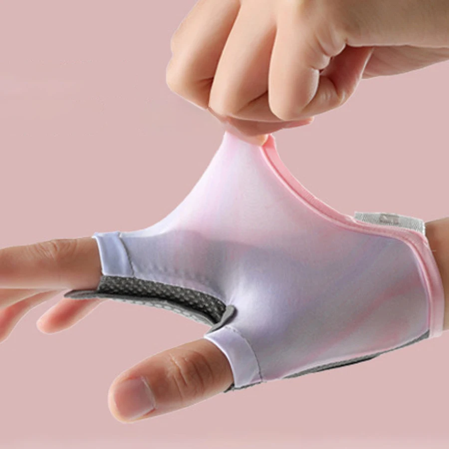 Unisex Sports Training Gloves 5