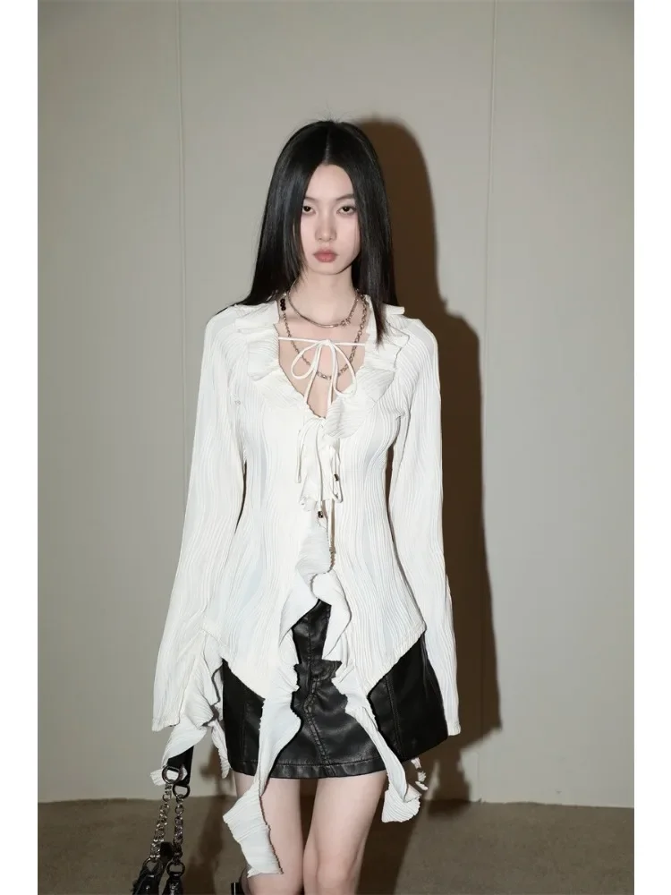 Deeptown Fairycore 여성용 우아한 블라우스, Y2k 플레어 슬리브, 러플 탑, 화이트 레이스 업 셔츠, 섹시한 미적 빈티지 한국 패션