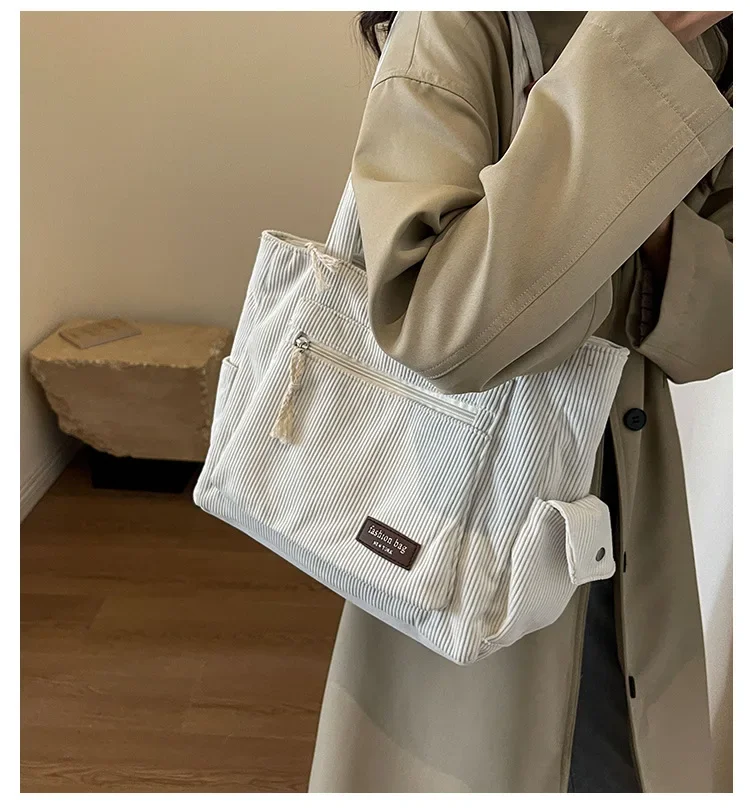【FONLZ】送料/関税込 Corduroy ecobag FLOWER CORDUROY ECO BAG-IVORY/RED :: WALALAND(왈라랜드)