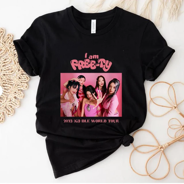스타일을 뽐내는 트렌디하고 편안한 하라주쿠 G-Idle Iam Freety 티셔츠