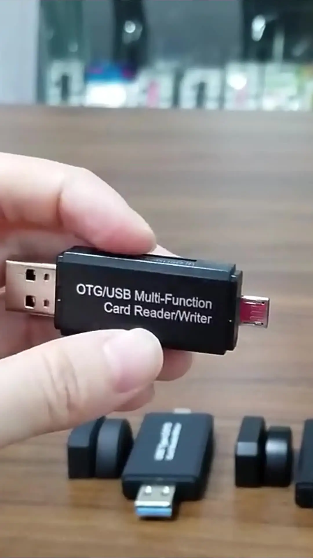 Lettore Di Schede 3-in-1: USB-C, USB E Micro USB, Veloce E Portatile, Trasferisci File In Un Attimo!