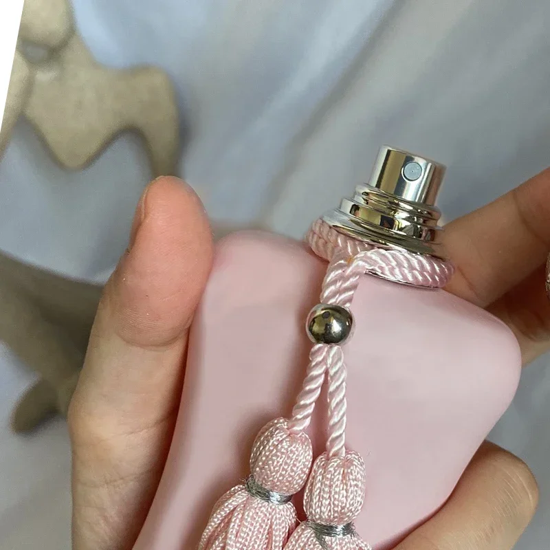 

Deodorant perfume unisex Freshener natural taste floral odor for house DELINALAROSEE CASSILIORIANAPARFUMSDEEXCLUSIF