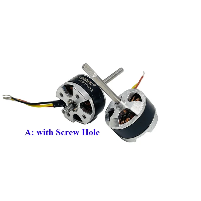 Installation du micro moteur brushless 1806 1700KV sur un drone, haute vitesse pour modélisme.