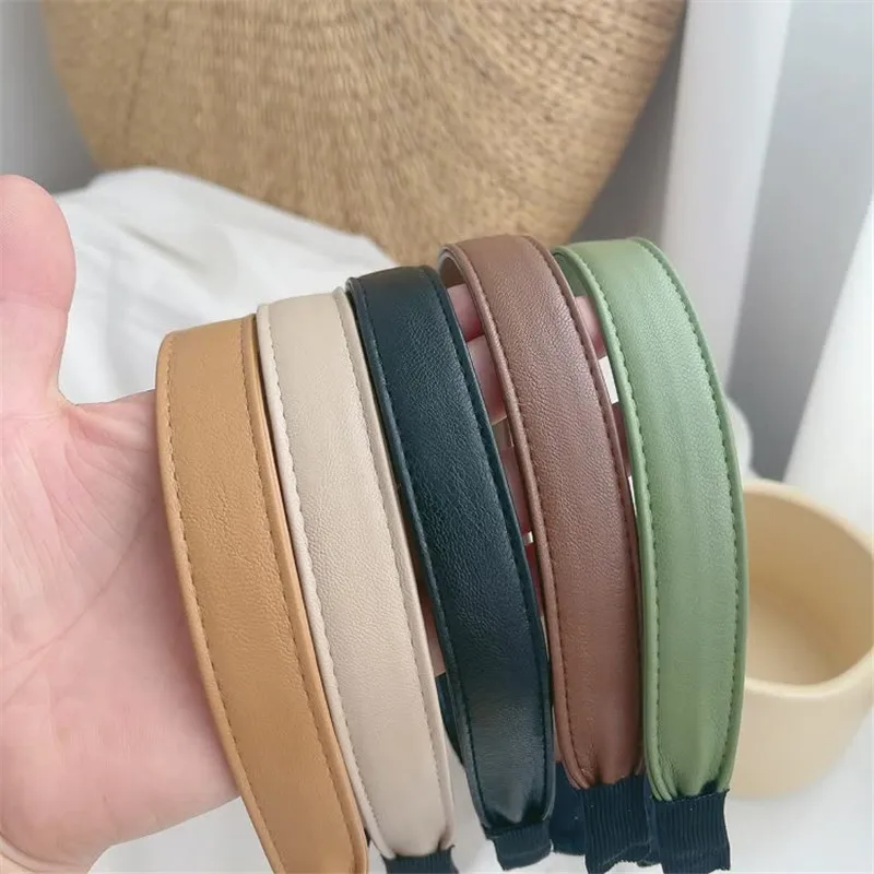 

Woman Vintage PU Leather Hairband Women Girls Simple Bezel Headband Fashion Hair Accessories Headwear Head Hoop Ornaments