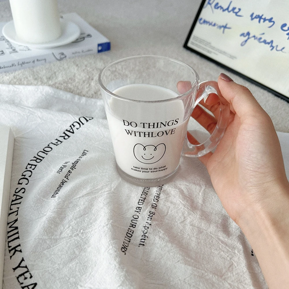 

Koreaanse Ins Stijl Glazen Beker Met Handvat Ontbijt Melk Havermout KopjeThee Mok Koffie Cup Christmas Gift Leuke thee Melk Cup