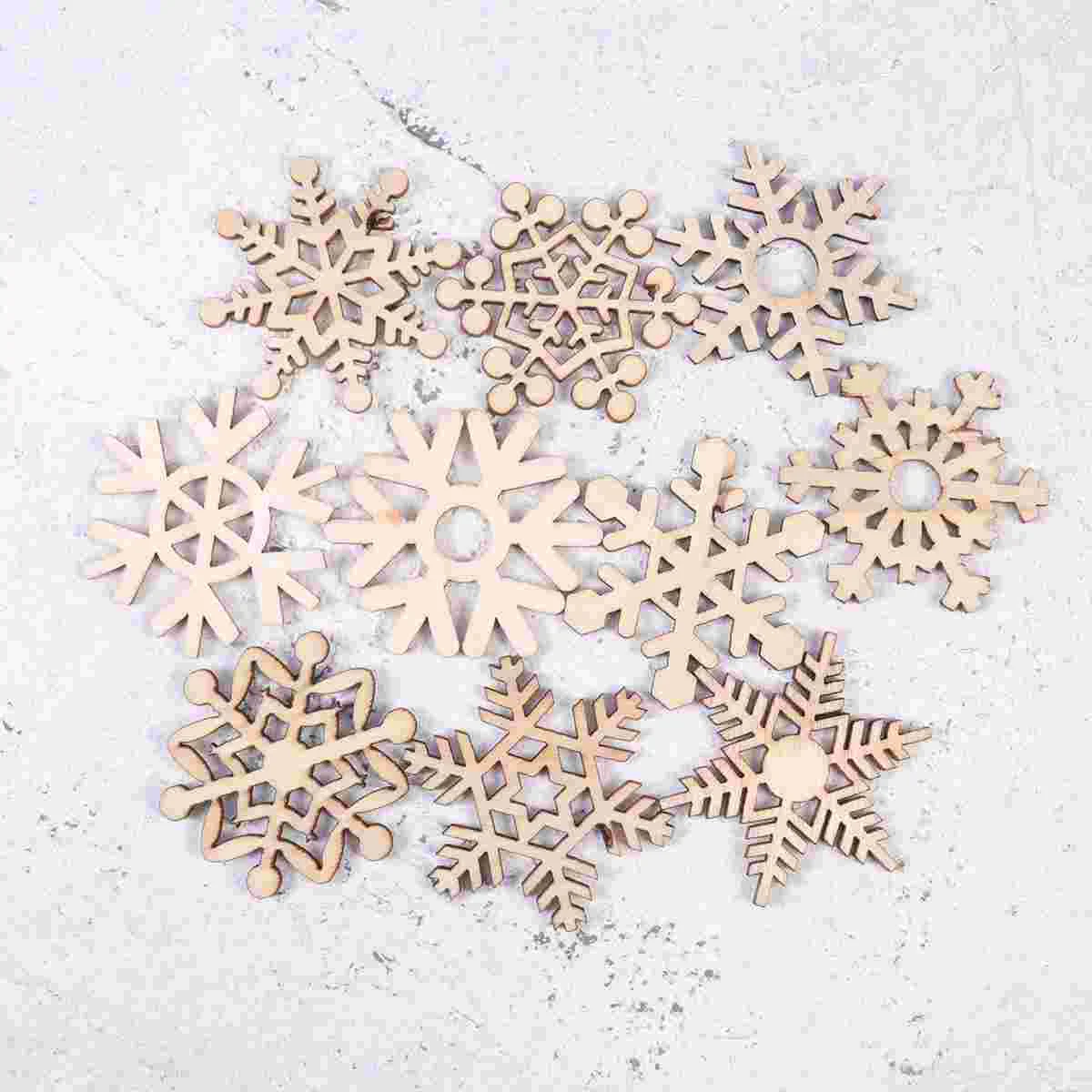 

80pcs Wooden Snowflake Ornaments Unfinished Christmas Snowflake Embellishments Xmas Tree Hanging Decoration for Christmas