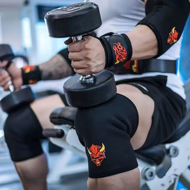 AQF Manicotti per gomiti per sollevamento pesi, powerlifting